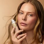 243535_base-max-factor-miracle-pure-hydratant-essence-x-30-ml_imagen-3.jpg