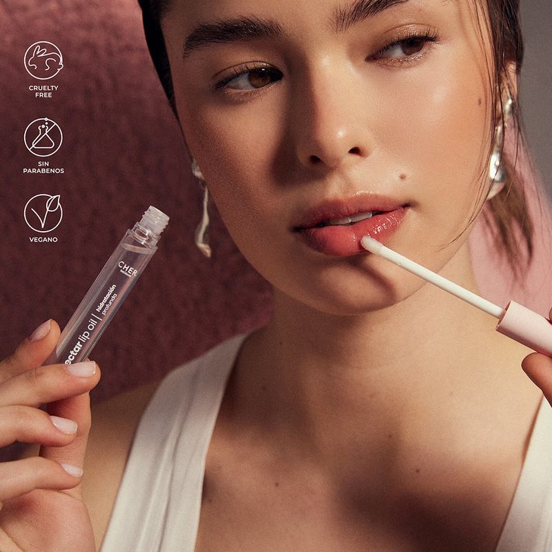 241933_balsamo-labial-cher-18-nectar-oil-1-off-white-x-13-ml_imagen-3.jpg.jpg