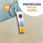 243719_nivea-sun-control-antibrillo-facial-tono-medio-fps50-x-50ml_Imagen-3.jpg