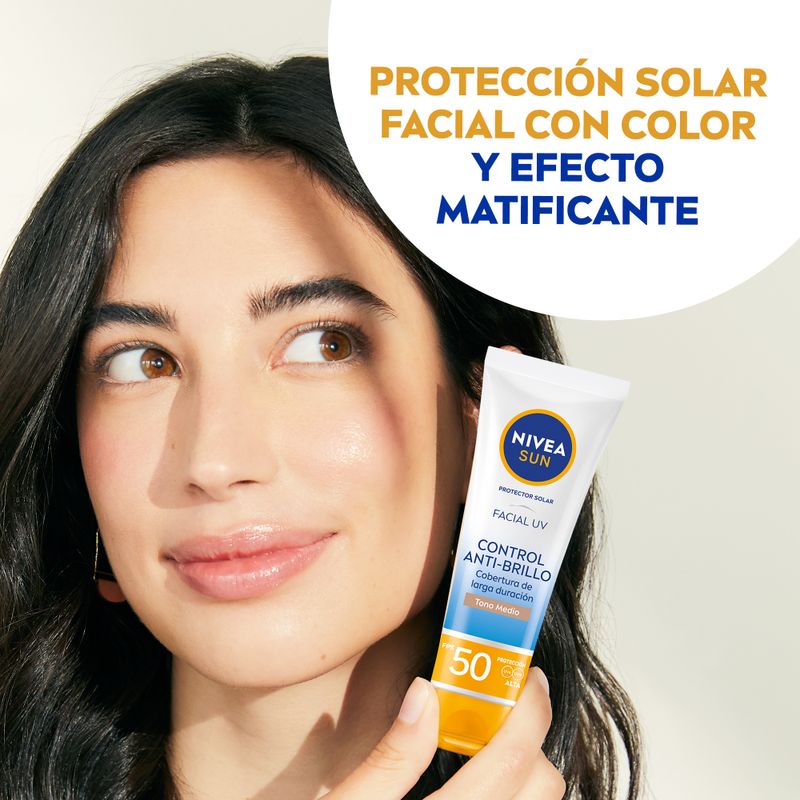 243719_nivea-sun-control-antibrillo-facial-tono-medio-fps50-x-50ml_Imagen-5.jpg
