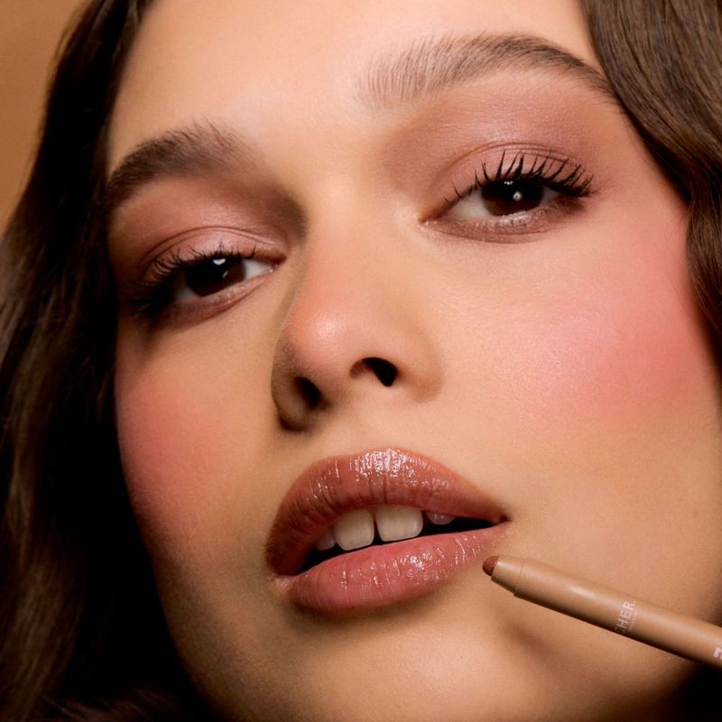 245852_delineador-de-labios-cher-18-mocha-mousse-x-4-g_imagen-3